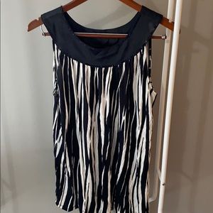 Express Black and White Sleeveless Blouse, L